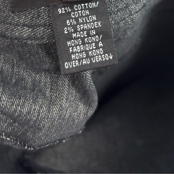 NWOT Ellen Tracy Black Straight Leg Jeans 16 - Picture 4 of 4